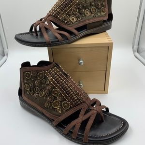 Donald J Pliner STYLE GENEEN